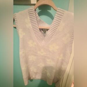 Wild Fable Light Purple V-Neck Sweater Vest